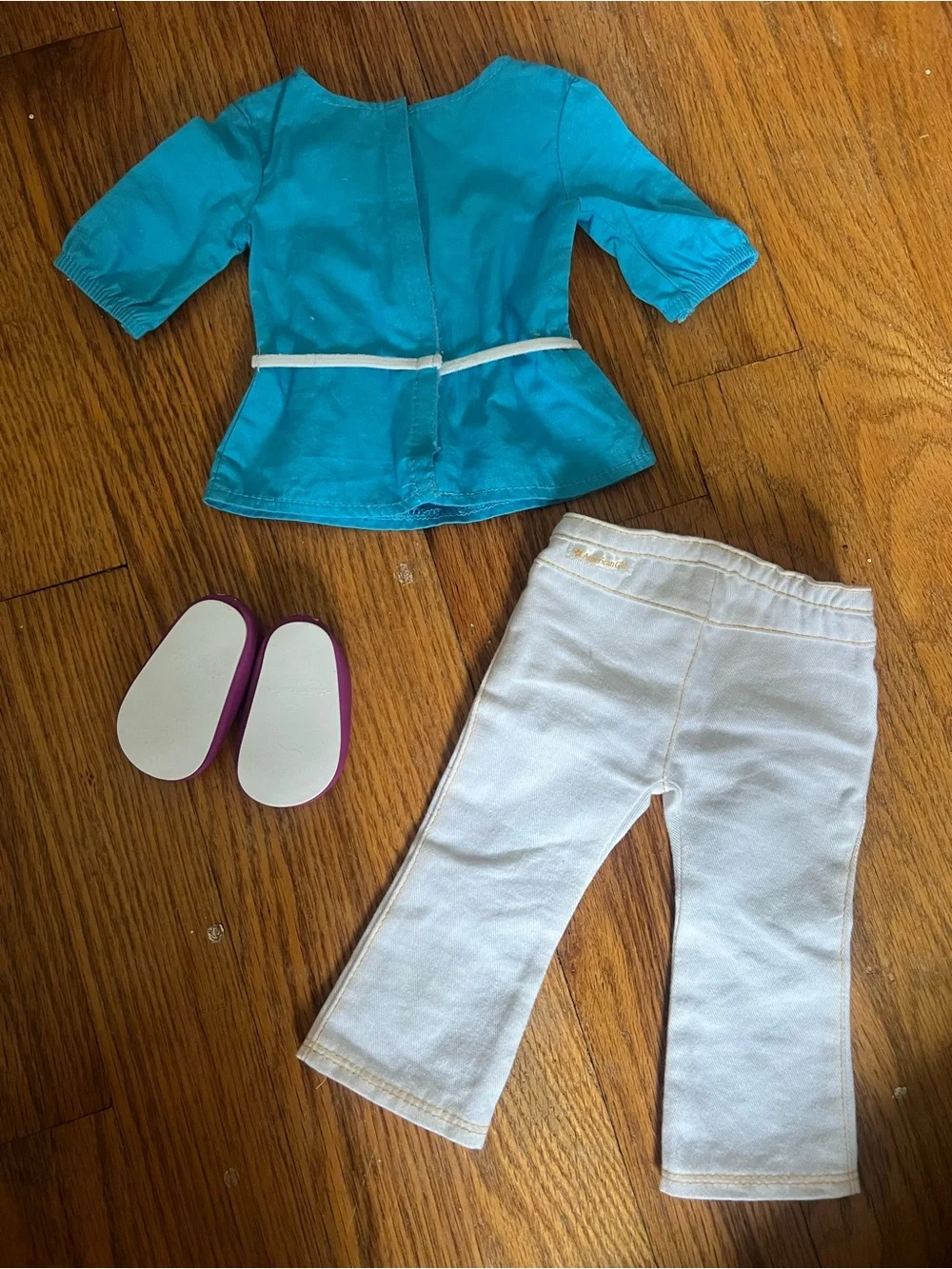 RETIRED American Girl Saige Copeland’s Tunic Outfit